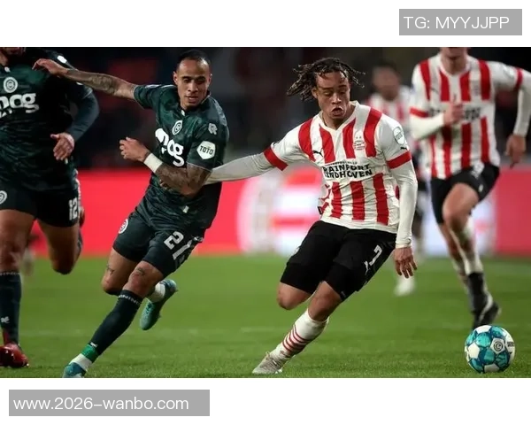 埃因霍温在欧冠赛季中禁区外进球领跑那不勒斯遭遇单场三球重创